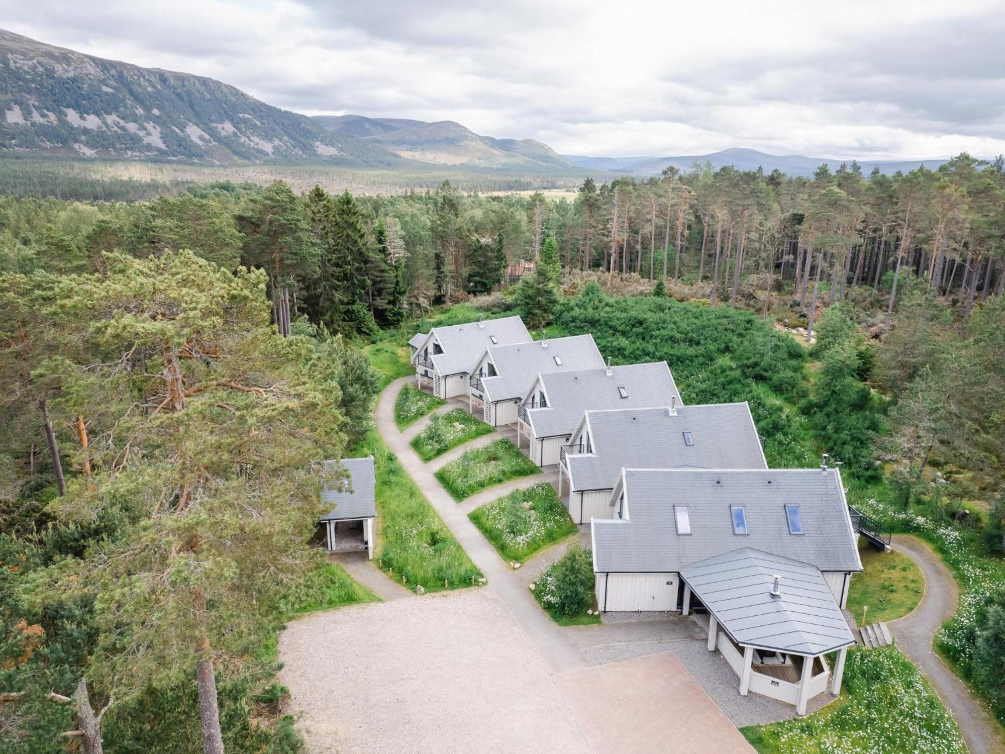 Golden Eagle Lodge Kingussie Exterior foto